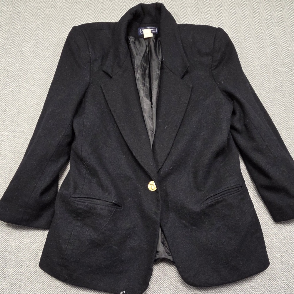 Requirements Black 100% Wool Blazer Single Gold Button Jacket Size 12 48258